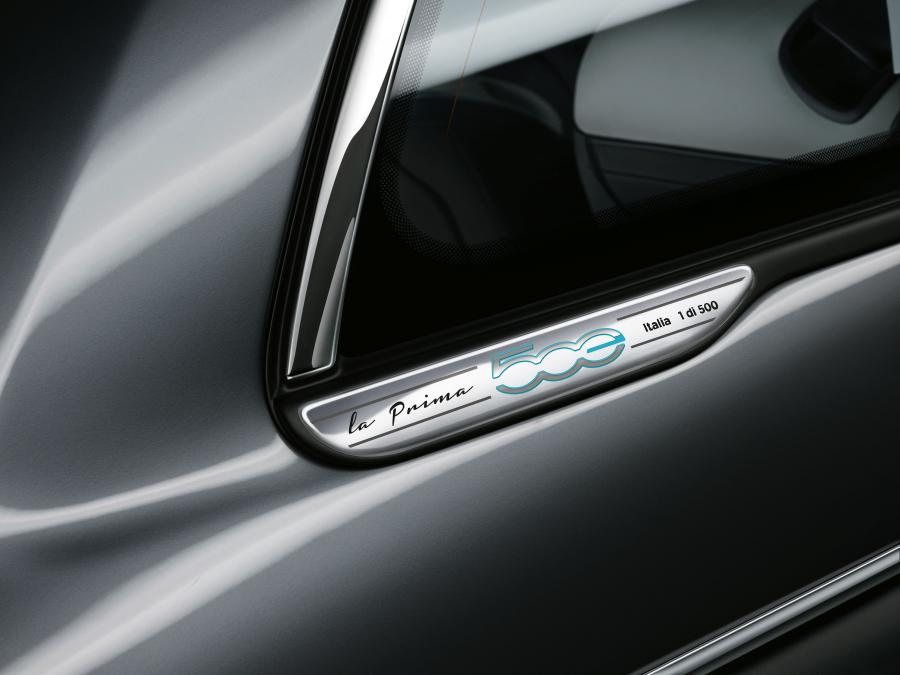 Детали экстерьера Fiat 500 la Prima - Italia Cabrio 2020 года  (фото 19 из 42)